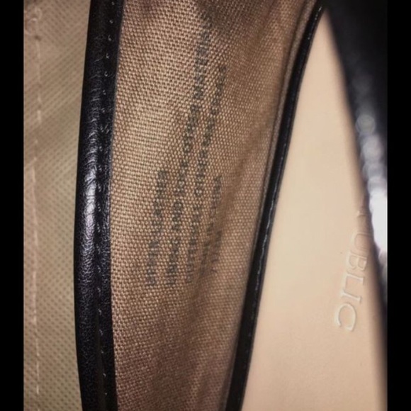 Shoes - Picture 3 of 4